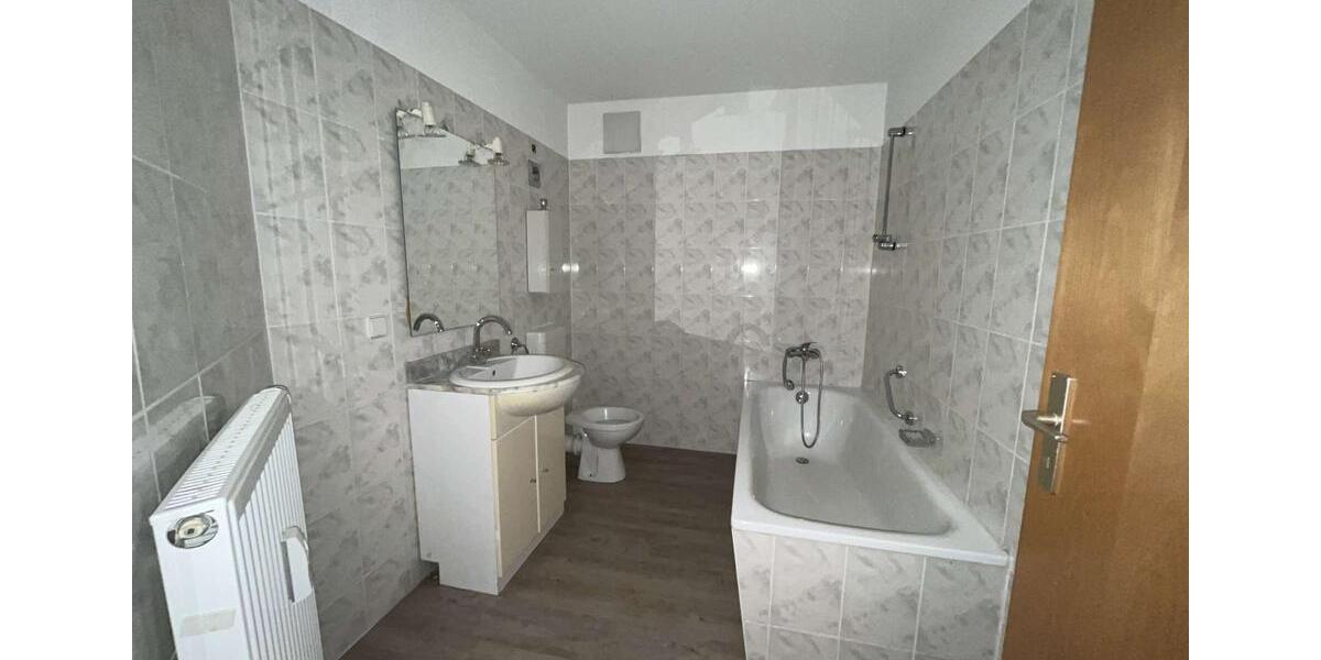 Etagenwohnung Halberstadt - 3 Zimmer, 91 m&sup2;, 499&euro; | Angebot:26675303