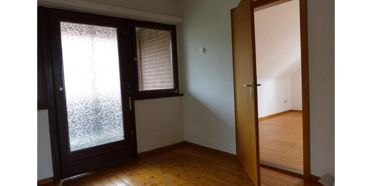 Dachgeschoßwohnung Steyerberg - 3 Zimmer, 70 m&sup2;, 440&euro; | Angebot:24693089