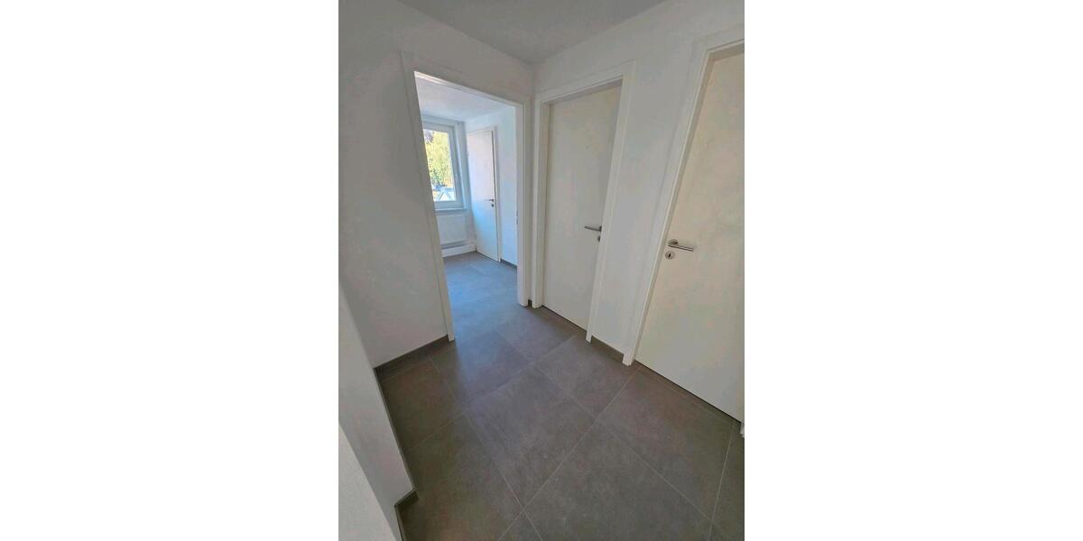 Etagenwohnung Egenhausen - 3.5 Zimmer, 105 m&sup2;, 950&euro; | Angebot:26096081