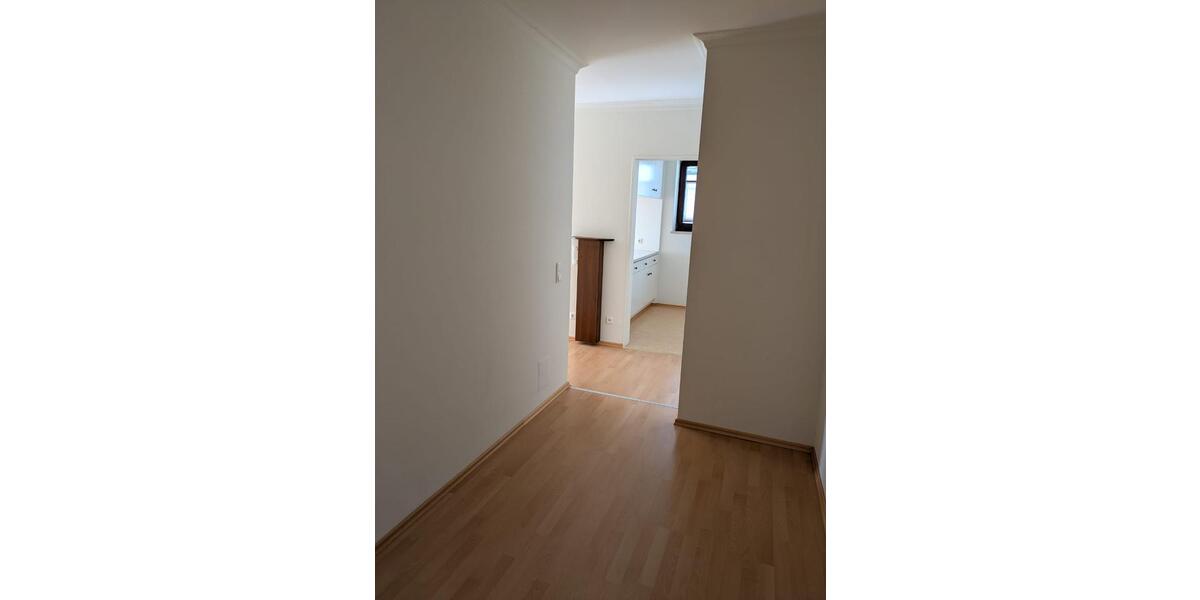 Erdgeschoßwohnung Altdorf - 2 Zimmer, 64 m&sup2;, 250.000&euro; | Angebot:27131806