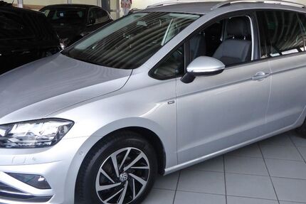 VW Golf Sportsvan 92.581 km 12.490 &euro; Herzogenrath 52134