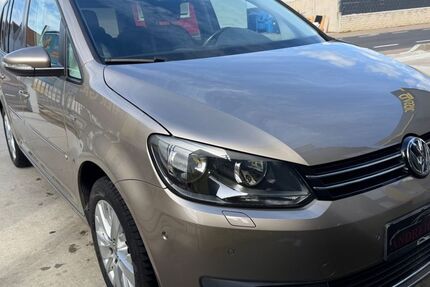VW Touran 184.000 km 8.490 &euro; Schaafheim 64850
