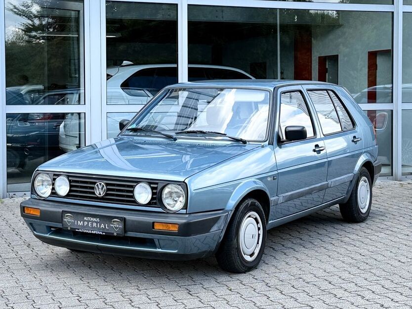 VW Golf 28.720 km 8.300 € Aspach 71546