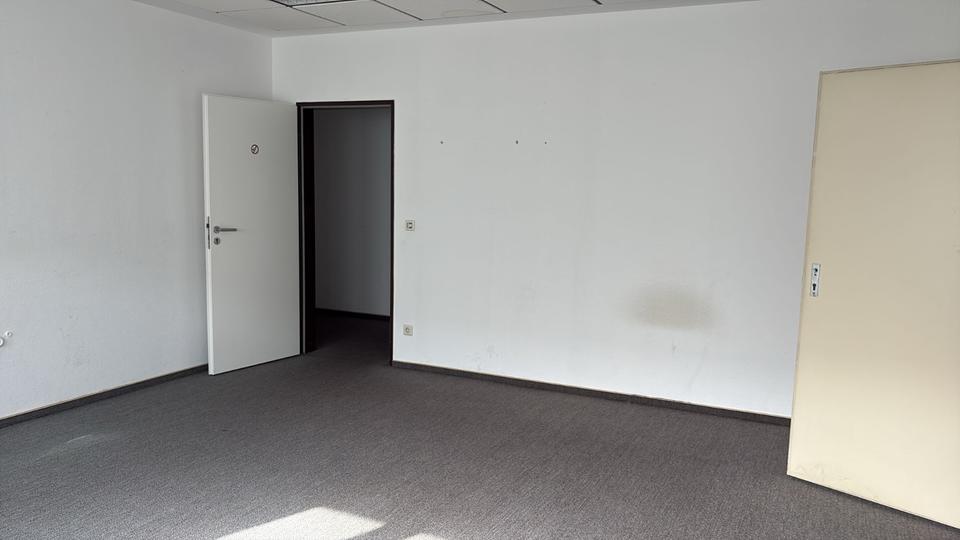 Gewerbeobjekt Meckenheim - 1.250&euro; | Angebot:22889678