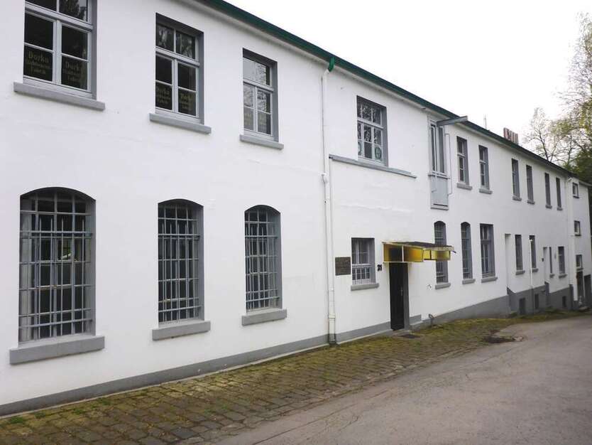 Halle in Solingen 500 € 100 m²