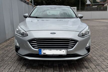 Ford Focus 100.600 km 8.000 &euro; Alheim 36211