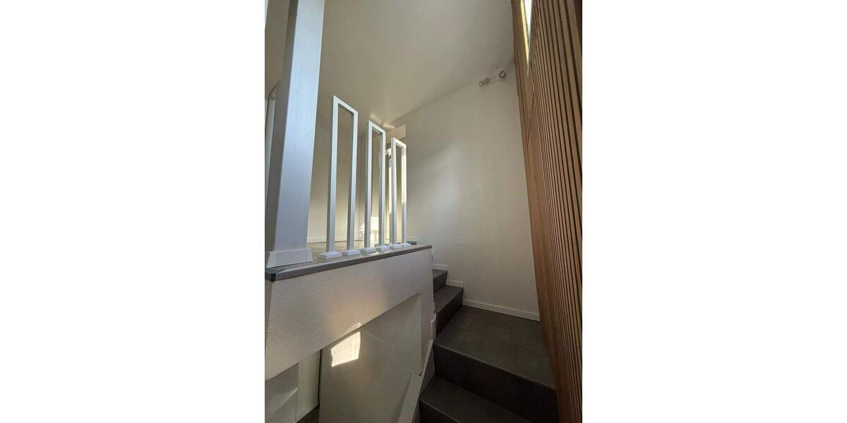 Mehrfamilienhaus, Wohnhaus Waltershausen - 4 Zimmer, 100 m&sup2;, 790&euro; | Angebot:25732008