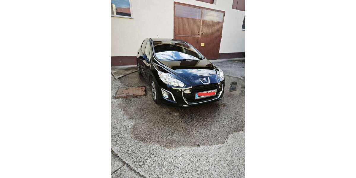 Peugeot 308 118.000 km 7.500 &euro; Trebur 65468