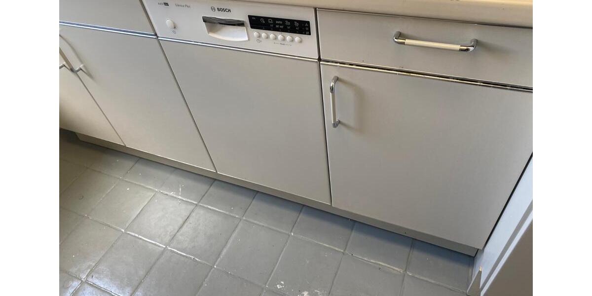 Etagenwohnung Bremen Häfen - 3 Zimmer, 70 m&sup2;, 710&euro; | Angebot:26325705