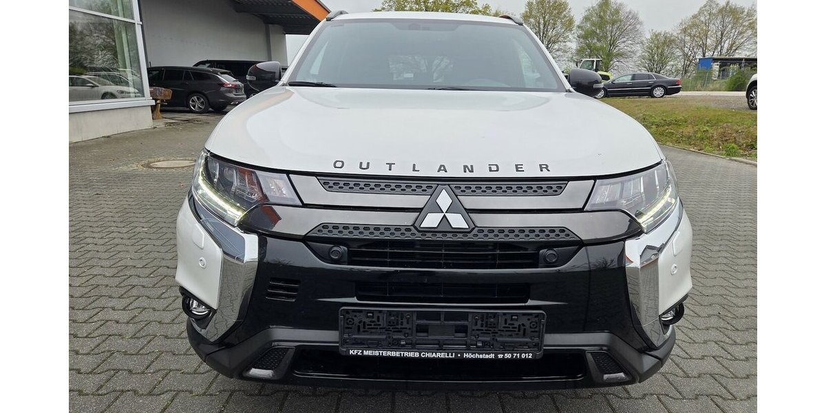 Mitsubishi Outlander Spirit 2WD 66.531 km 16.400 &euro; Wilsdruff 01723