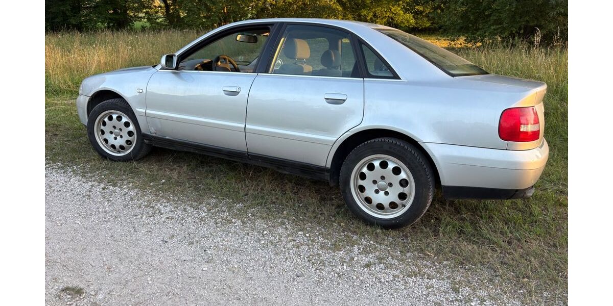 Audi A4 196.660 km 999 &euro; Prien 83209