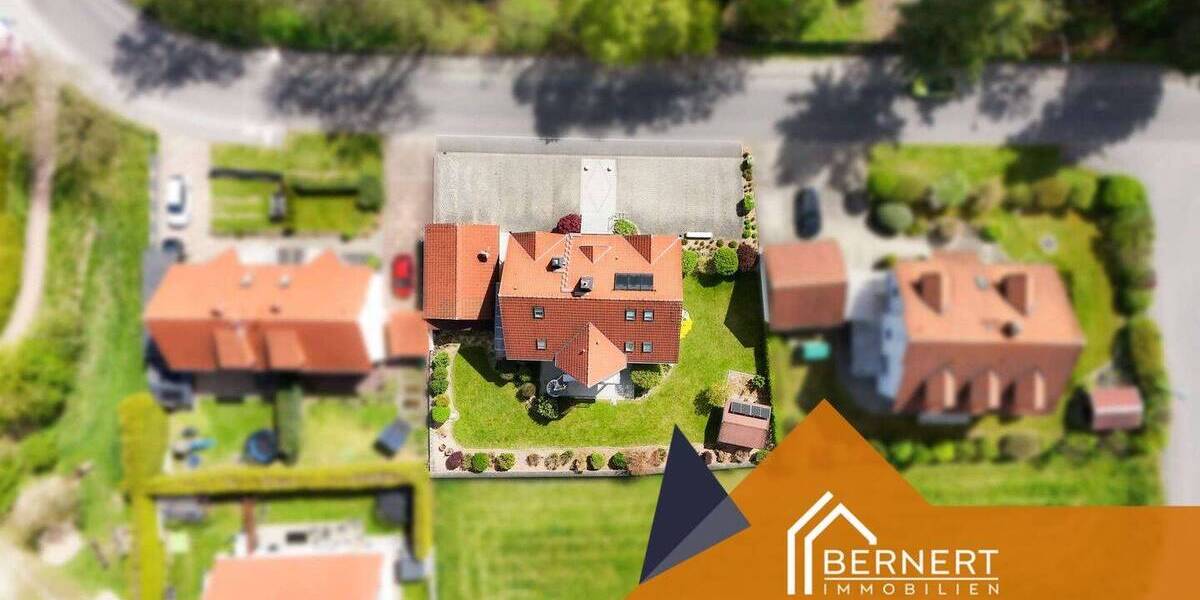Mehrfamilienhaus, Wohnhaus Altenkunstadt - 1 Zimmer, 275 m&sup2;, 430.000&euro; | Angebot:26695520