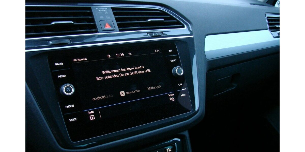 VW Tiguan 2.0TSi Comfortline BMT 4M SHZ ACC LED AHK 69.021 km 24.980 &euro; Falkensee 14612