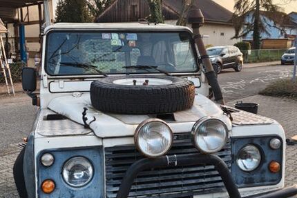 Land Rover Defender 279.000 km 11.299 &euro; Weingarten 76356