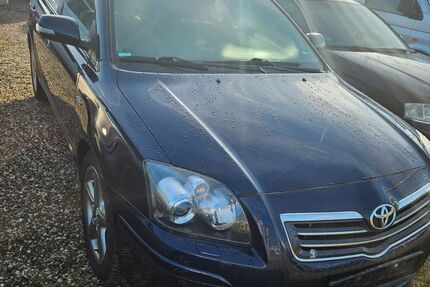 Toyota Avensis 200.000 km 2.980 &euro; Rheinberg 47495