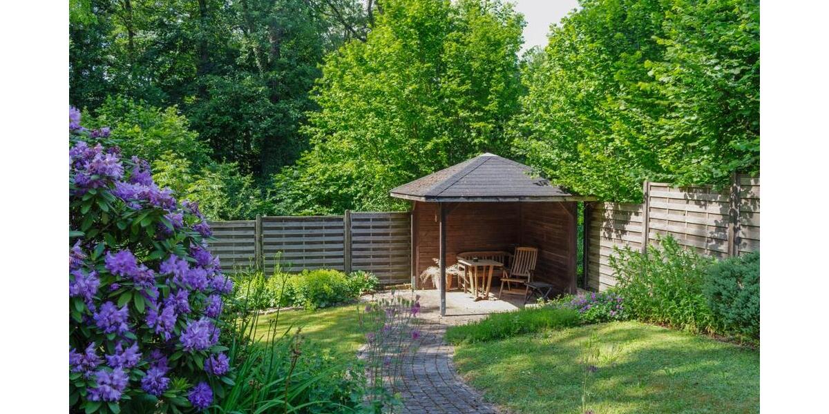 Trier-Feyen - Großzügiges freistehendes Wohnhaus in individueller Lage mit viel Grün - Einfamilienhaus Trier Feyen-Weismark | Angebot:26724859