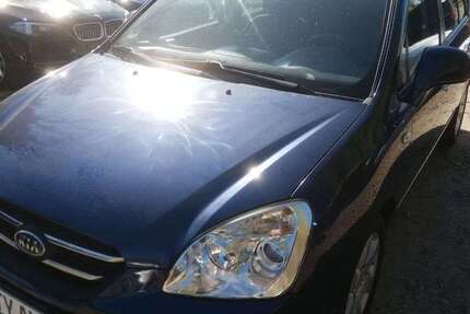 Kia Carens 231.250 km 2.970 &euro; Berlin - Pankow 13127