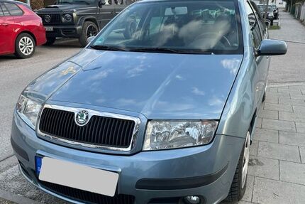Skoda Fabia 161.500 km 1.950 &euro; München 80809