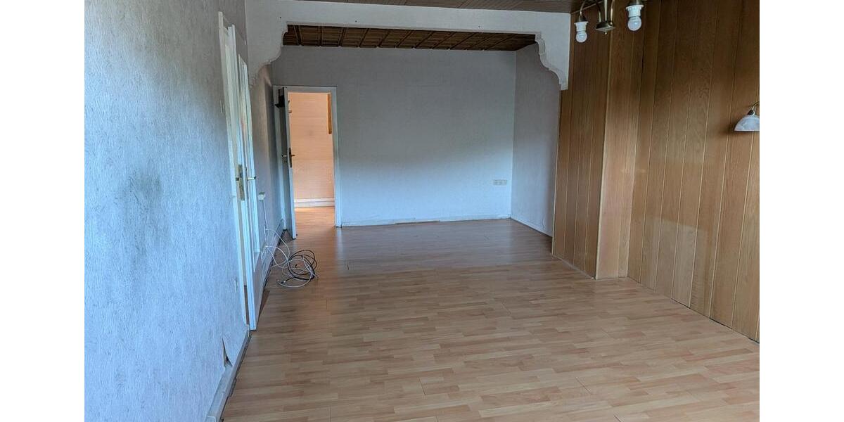 Etagenwohnung Siegen Kaan-Marienborn - 2 Zimmer, 65 m&sup2;, 115.000&euro; | Angebot:27146051