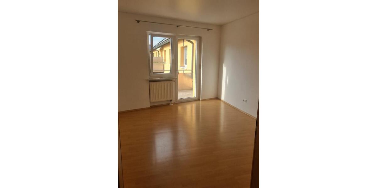 Reihenhaus Bergrheinfeld - 5 Zimmer, 105 m&sup2;, 1.200&euro; | Angebot:25395205