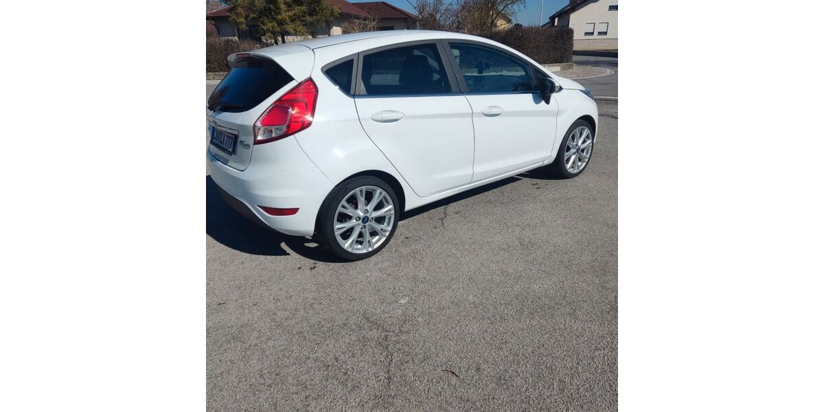 Ford Fiesta 88.000 km 8.888 &euro; Wallersdorf 94522