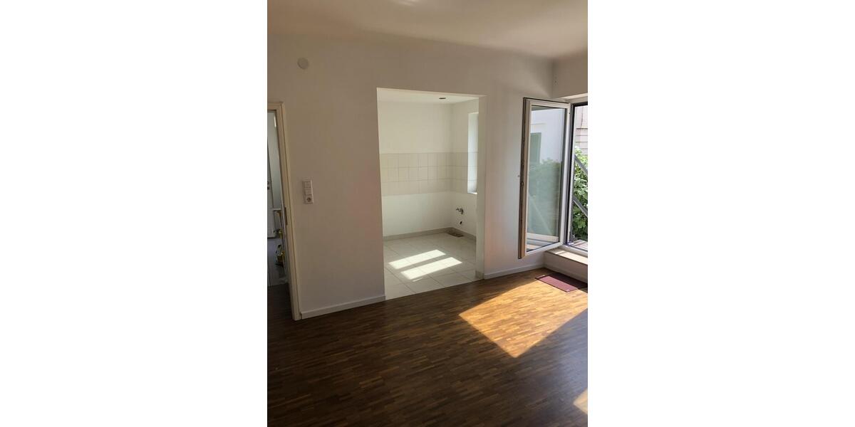 Doppelhaushälfte Fellbach Oeffingen - 6 Zimmer, 160 m&sup2;, 2.500&euro; | Angebot:26129547