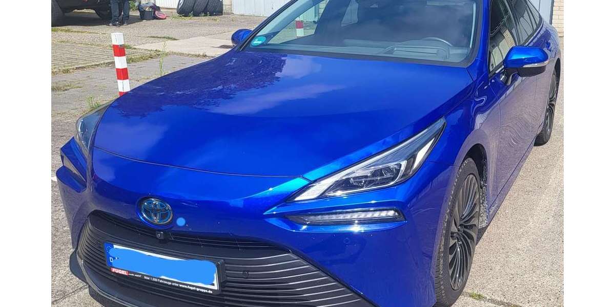 Toyota Mirai 14.000 km 30.000 &euro; Berlin 13086