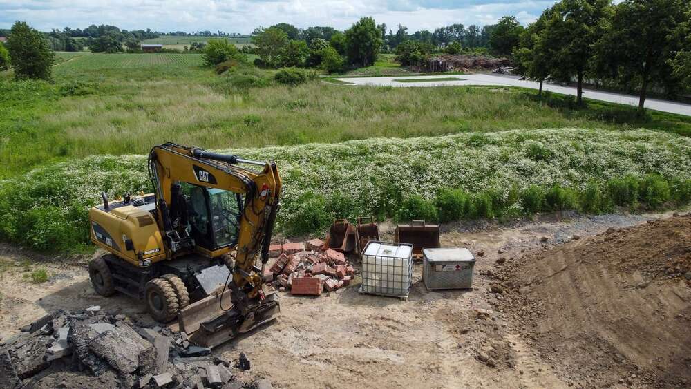 Grundstück zu verkaufen in Taucha 211.200 € 704 m² zimmer