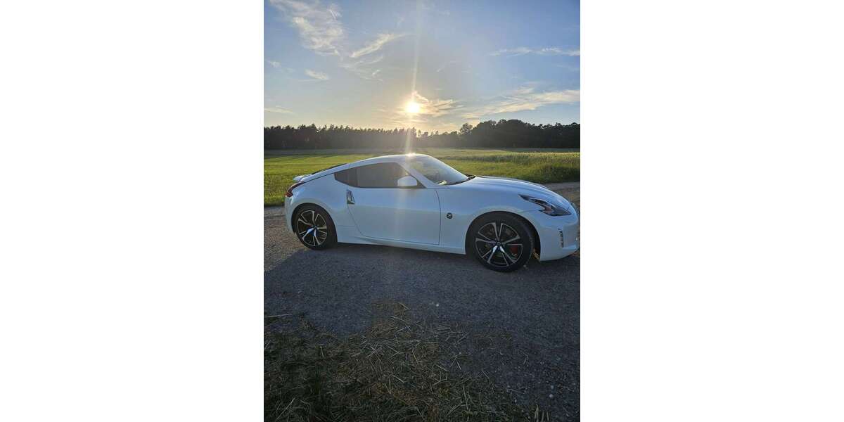 Nissan 370Z 61.952 km 35.200 &euro; Triftshausen (Satteldorf) 74589