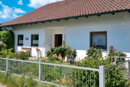 Haus mit Einliegerwohnung im bayerischen Wald (Schöllnach) 8 zimmer