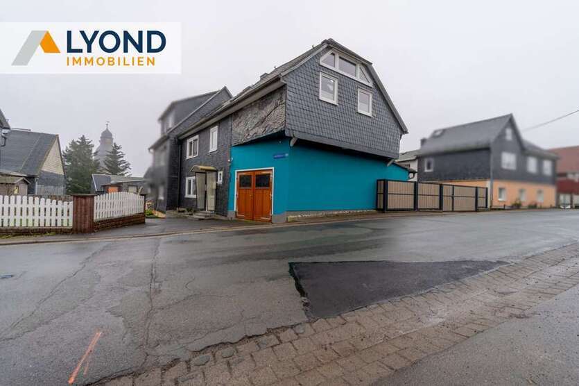 Haus zum Kaufen in Herschdorf 180.000 € 194 m²