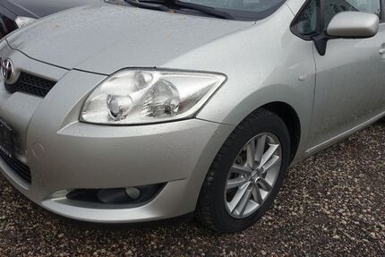 Toyota Auris 57.500 km 7.950 &euro; Neumarkt/OPf 92318