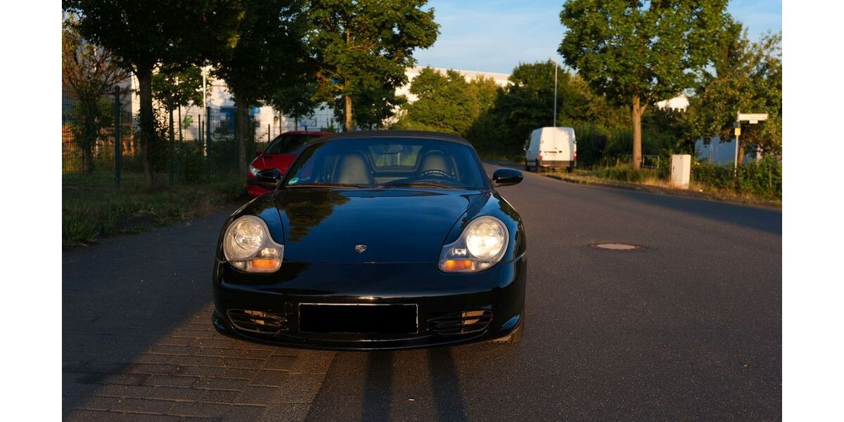 Porsche Boxster 57.000 km 23.900 &euro; Königswinter 53639