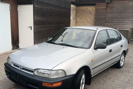 Toyota Corolla 102.000 km 2.499 € Düsseldorf 40233