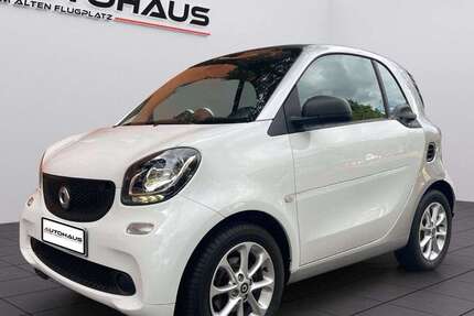 Smart forTwo 22.638 km 8.280 &euro; Berlin 12487