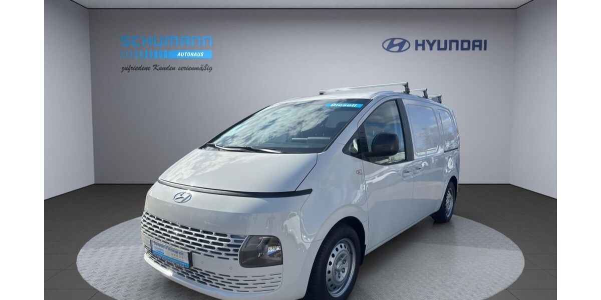 Hyundai STARIA 24.388 km 28.990 &euro; Saarbrücken 66115