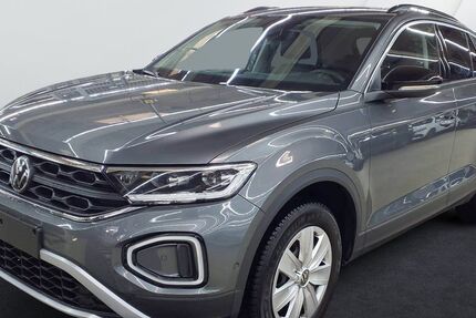VW T-Roc 26.200 km 24.330 € Wackersdorf 92442