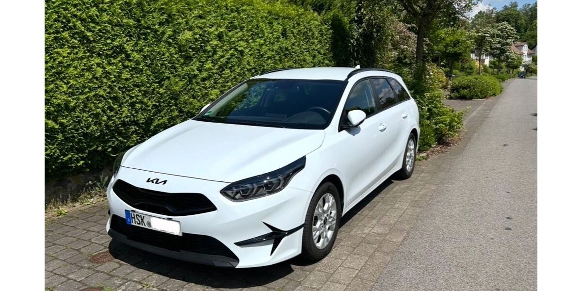 Kia ceed Sportswagon 66.000 km 16.950 &euro; Sundern 59846