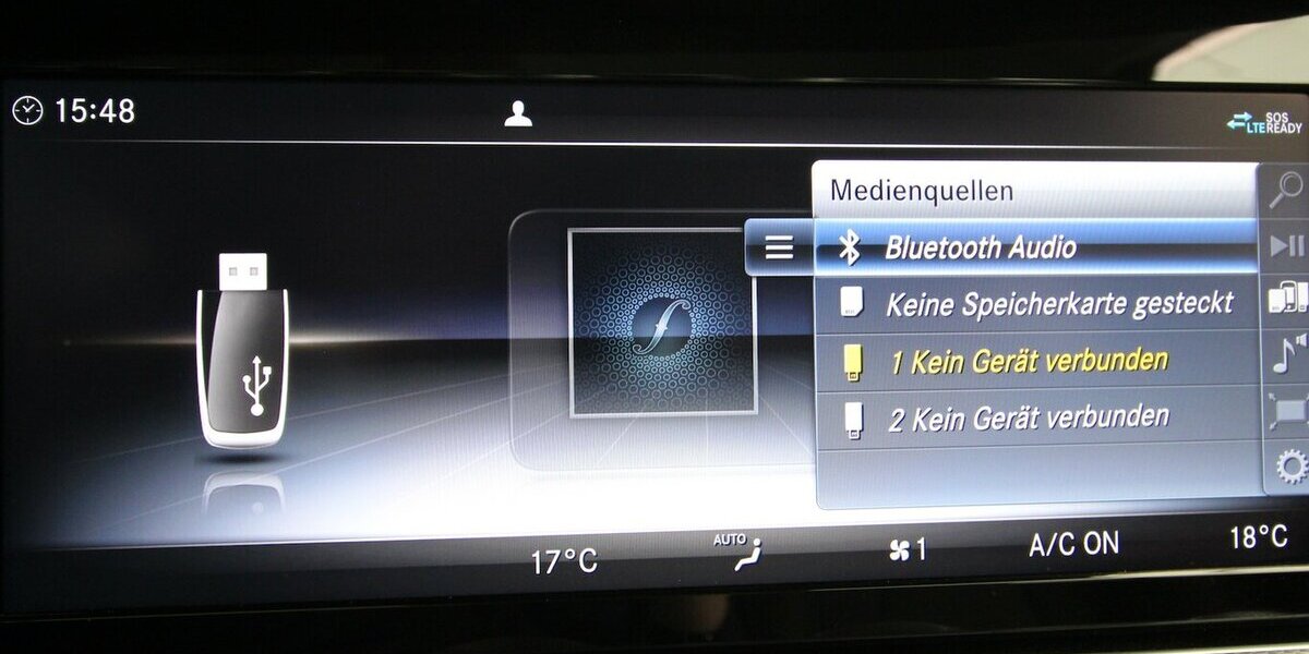 Mercedes-Benz E 220 d Avantgarde NAVI+LED+KAMERA+STANDHEIZUNG 36.459 km 36.900 &euro; Hagenow 19230