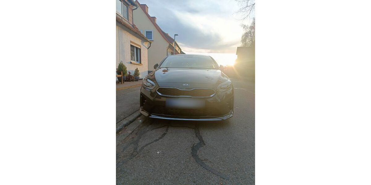 Kia pro ceed / ProCeed 86.890 km 17.800 &euro; Hessisch Lichtenau 37235