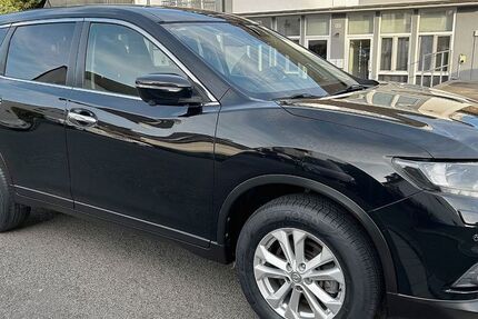 Nissan X-Trail 30.300 km 17.989 &euro; Wiesbaden 65207