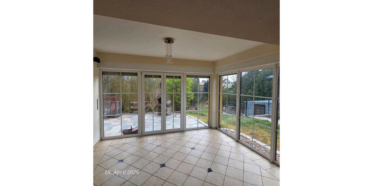 Einfamilienhaus Müncheberg - 8 Zimmer, 320 m&sup2;, 2.600&euro; | Angebot:26666075