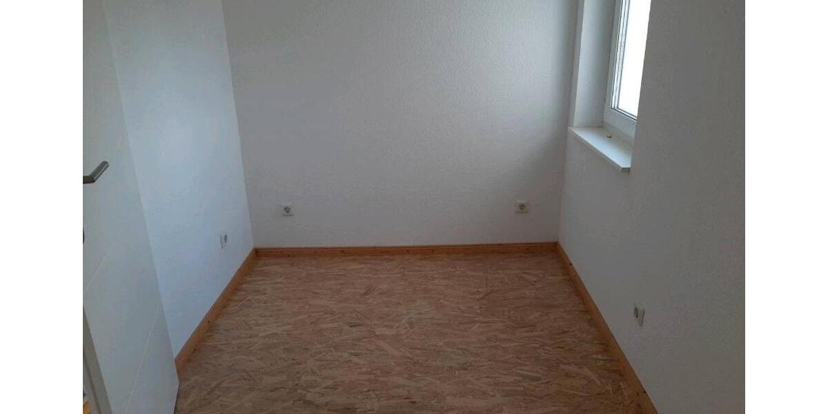 Erdgeschoßwohnung Bergen - 2 Zimmer, 43 m&sup2;, 390&euro; | Angebot:25883277