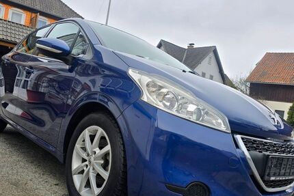 Peugeot 208 174.000 km 4.300 &euro; Coburg 96450