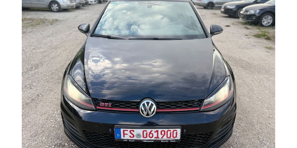 VW Golf 224.000 km 8.500 &euro; Moosburg 85368