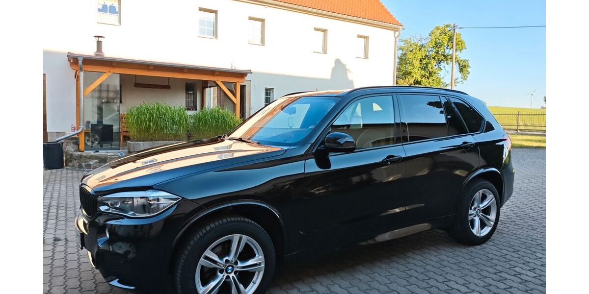 BMW X5 161.000 km 27.900 &euro; Löbau 02708