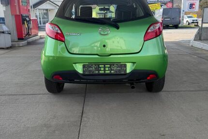 Mazda 2 190.500 km 1.999 &euro; Braunfels 35606