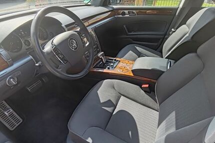 VW Phaeton 98.000 km 19.999 &euro; Steinheim 32839