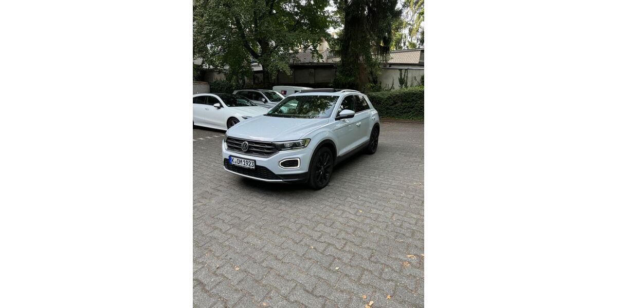 VW T-Roc 145.000 km 16.500 &euro; Köln 50733