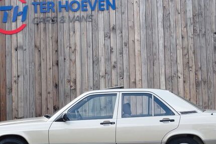 Mercedes-Benz 190 205.707 km 7.200 € Bad Bentheim 48455